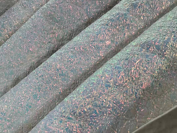 人造皮革具有哪些明显特征？